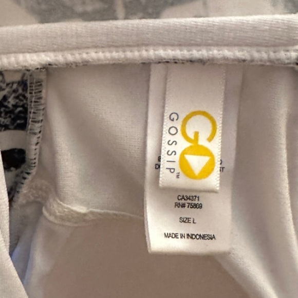 Gossip Bikini Top - Picture 3 of 3